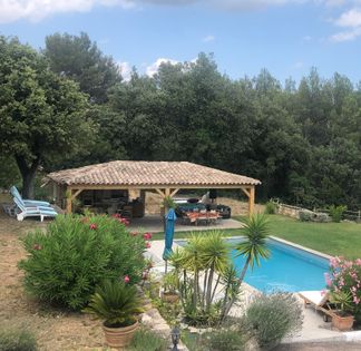 Pool House & Garden Venue for Events in Draguignan