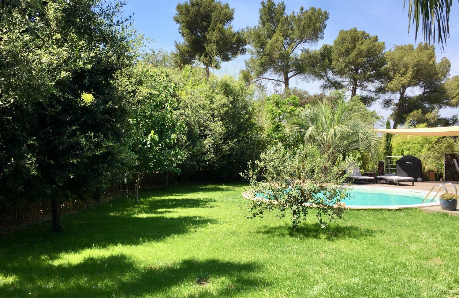 Architect-designed villa on the Giens peninsula
