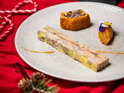 Fresh & Seasonal Dining Venue in Issy-les-Moulineaux