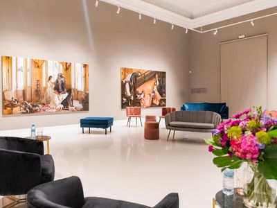 Salle d'exposition polyvalente avec lumière naturelle à Barcelone