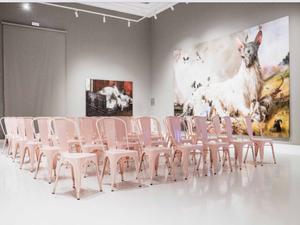 Versatile Exhibition Hall with Natural Light in Barcelona