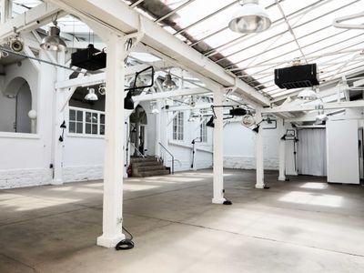 Iconic 475 m² Loft for Events in Paris
