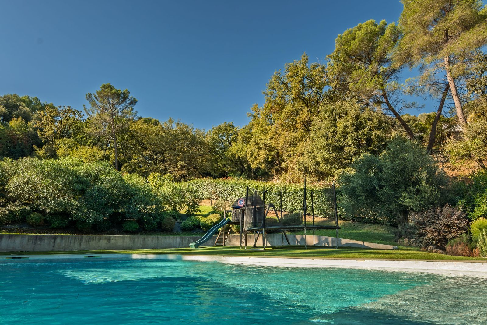 Superb Family Villa in Biot for Events | Private Pool & Garden
