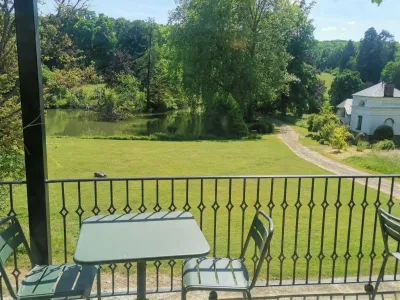 Event Space with Natural Light & Terrace in Saint-Cyr-en-Arthies