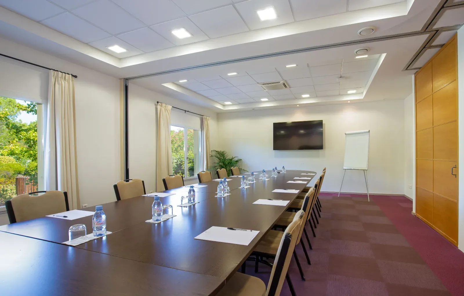 46 m² Seminar Room in the French Countryside for 10-30 People