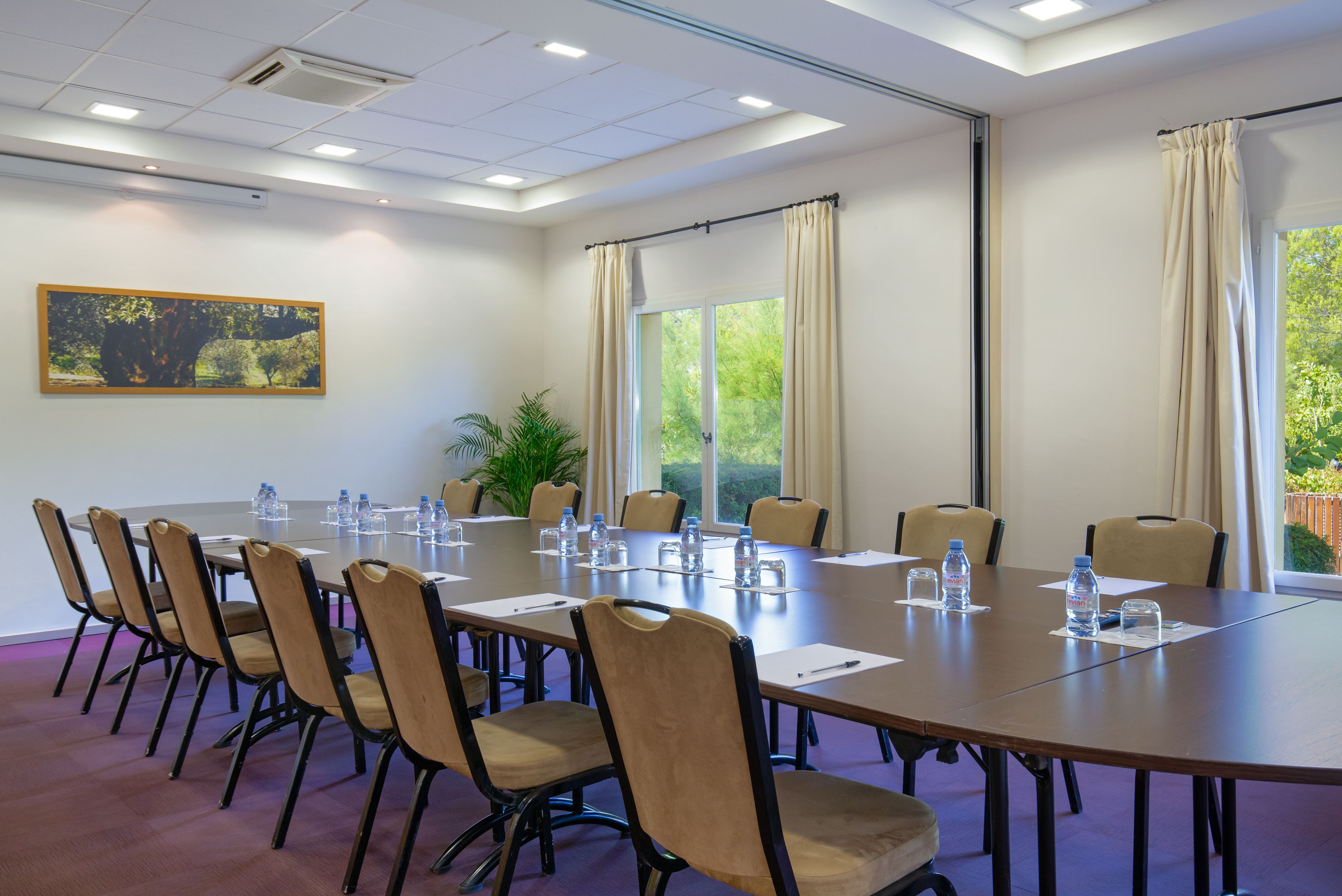 46 m² Seminar Room in the French Countryside for 10-30 People