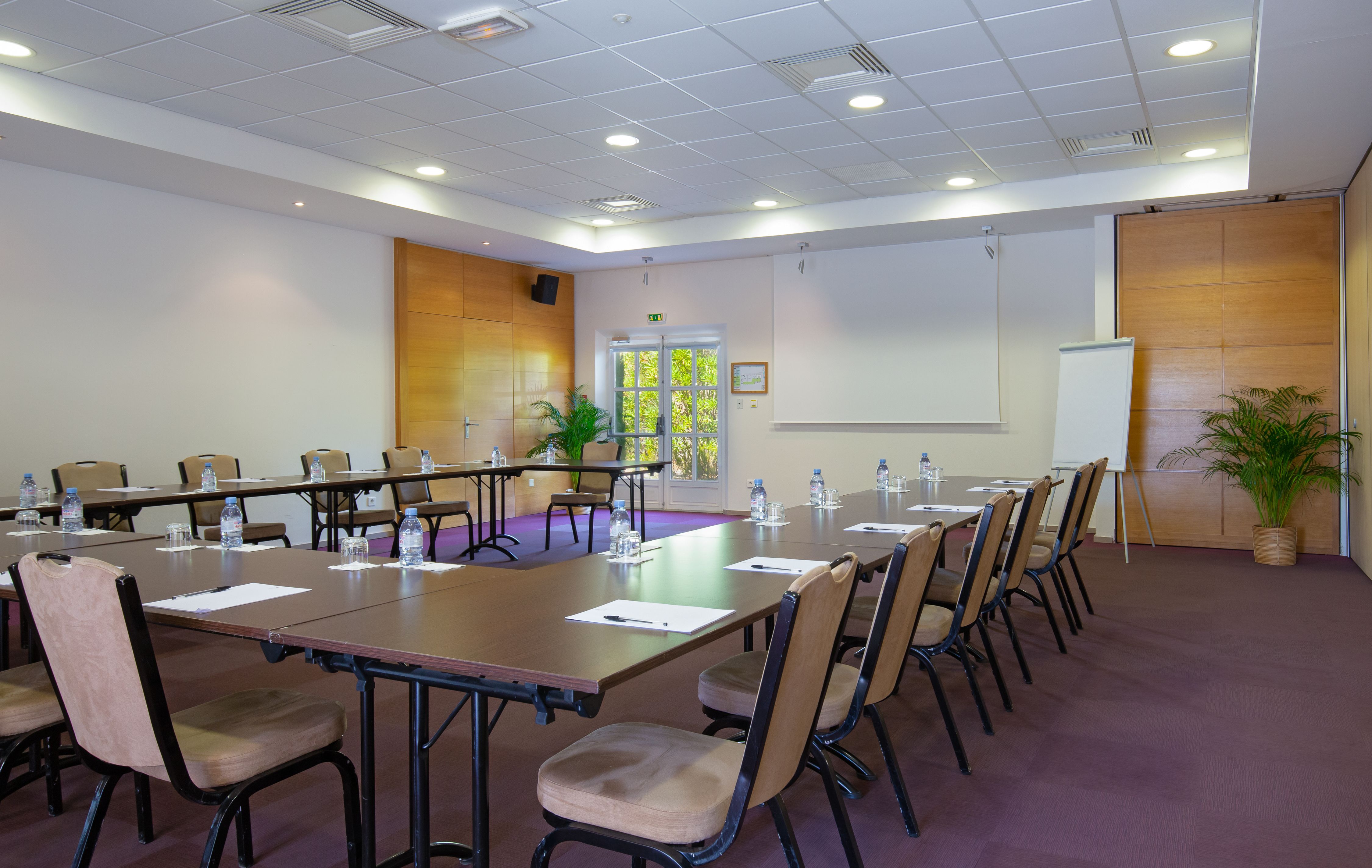 Salle d'événement de 84 m² pour Séminaires & Team Building en Pleine Campagne