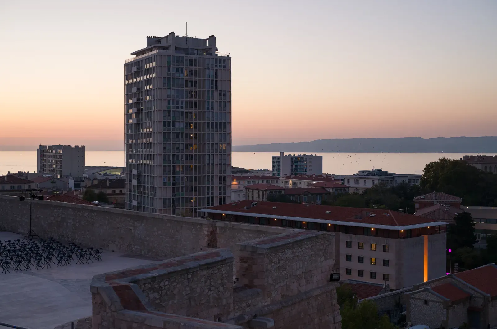 Terrasse Singhen: A Stunning Event Venue with Panoramic Sea Views in Marseille