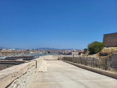 Moulin Belvedere: Chic Events with Panoramic Views in Marseille