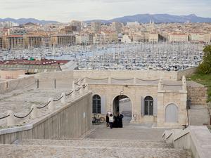 Moulin Belvedere: Chic Events with Panoramic Views in Marseille