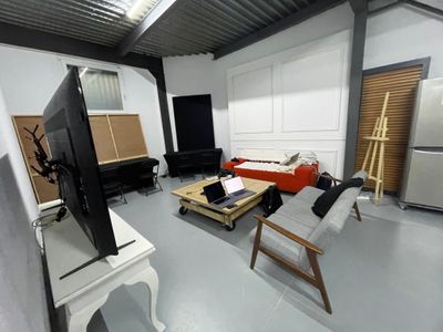 Studio & Event Space in Bagnolet | 150 sqm Flexible Venue