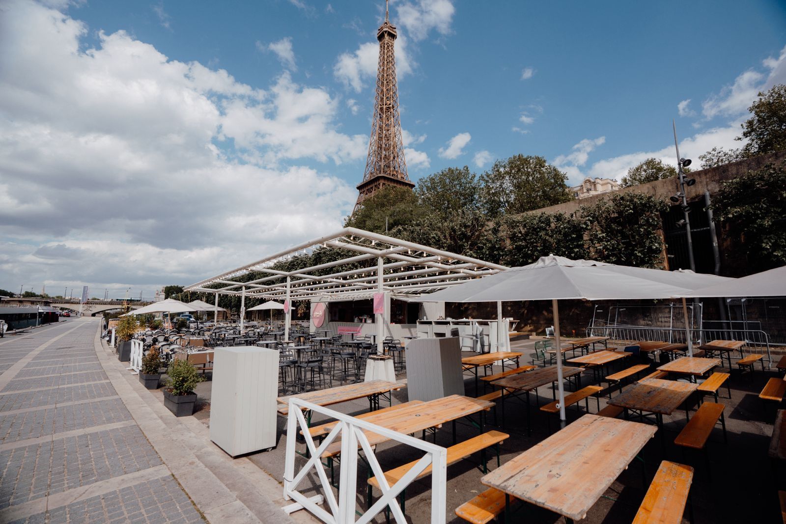 Terrasse sur la Seine avec Vue sur la Tour Eiffel | Lieu d'Événement Paris