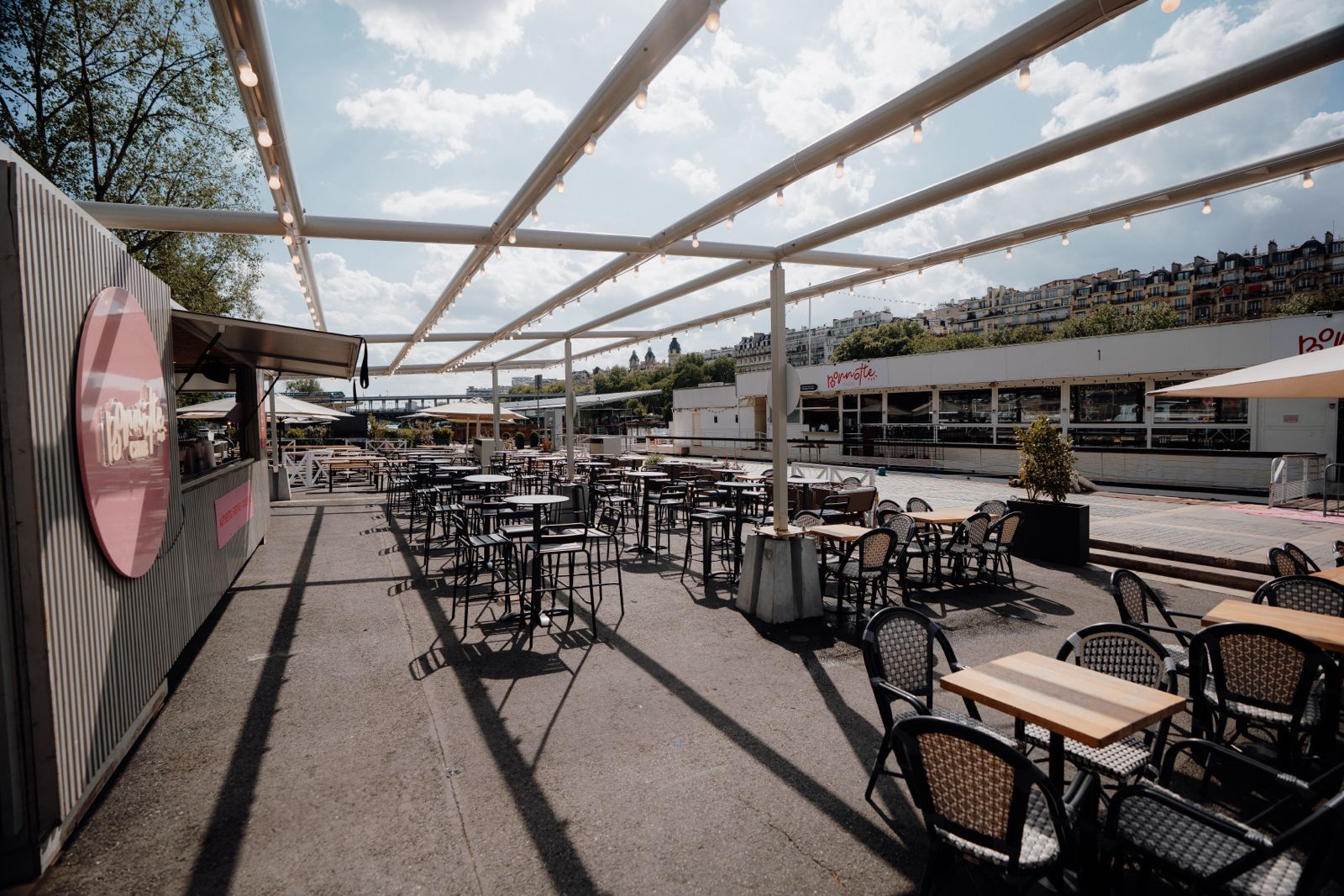 Terrasse sur la Seine avec Vue sur la Tour Eiffel | Lieu d'Événement Paris