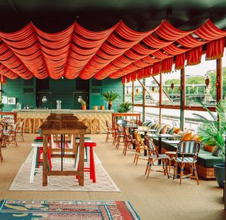 Unique Barge Venue at the Foot of the Eiffel Tower in Paris