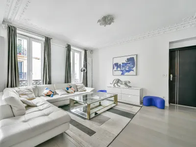 Lieu Parisien Prestigieux près de l'Arc de Triomphe pour Événements d'Affaires