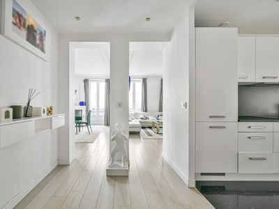 Prestigious Parisian Venue near Arc de Triomphe for Business Events