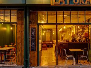 A Zen-Inspired Bar in Paris: Raw Charm & Japanese Elegance