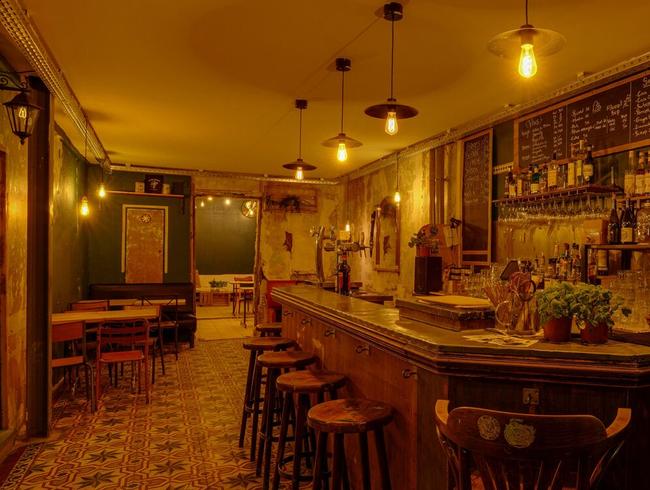 A Zen-Inspired Bar in Paris: Raw Charm & Japanese Elegance