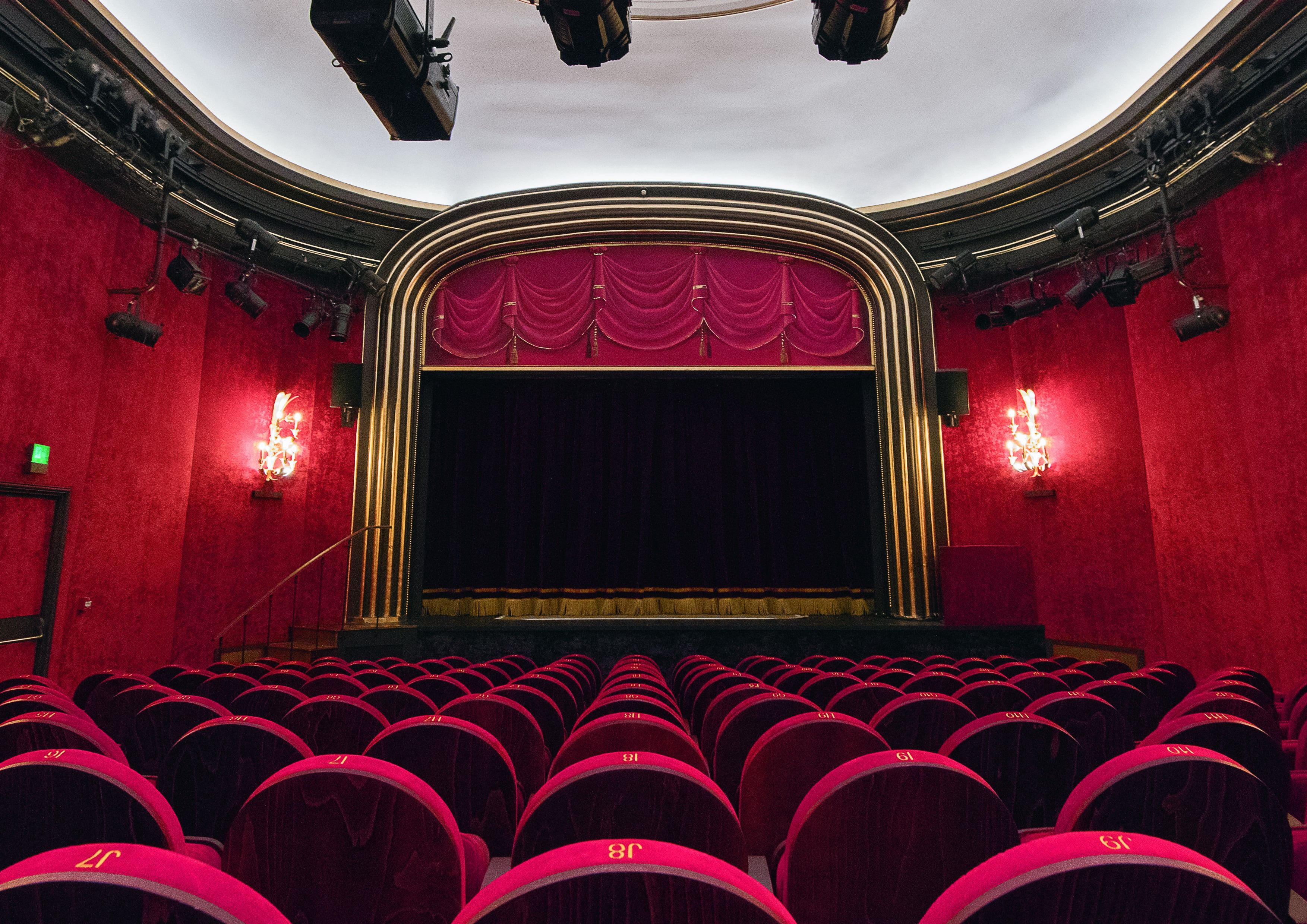 Théâtre Parisien Historique pour Événements d'Entreprise près de l'Opéra Garnier