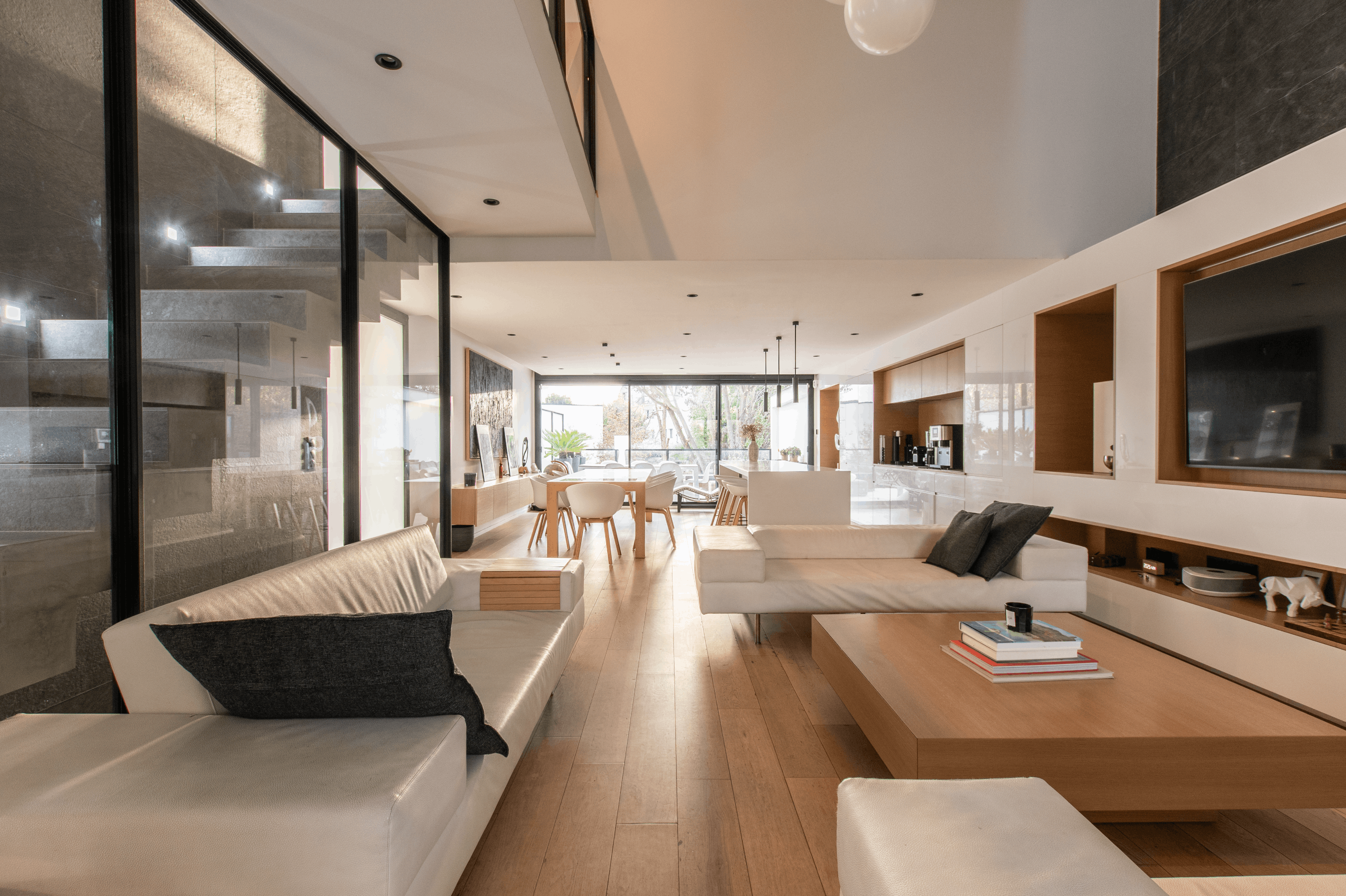 Contemporary Architect-Designed Villa with Heated Pool Near Marne