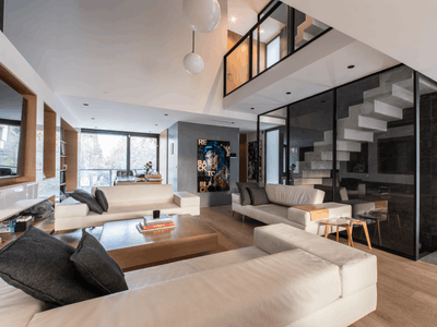 Contemporary Architect-Designed Villa with Heated Pool Near Marne