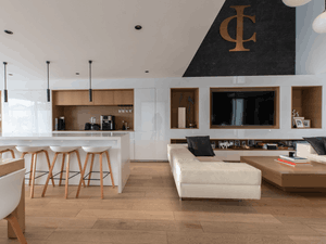 Contemporary Architect-Designed Villa with Heated Pool Near Marne