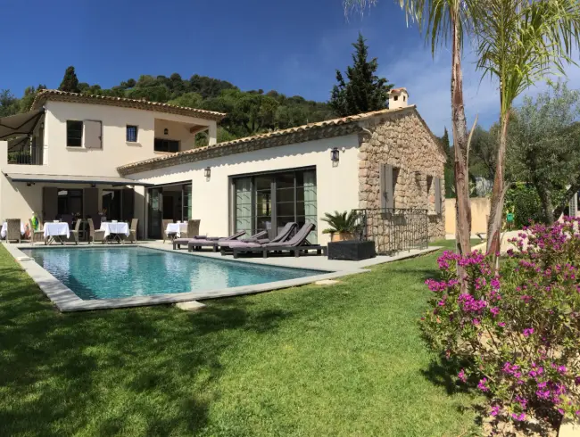 Chambre d'hôtes 5 étoiles près de Saint Paul de Vence | Lieu d'événement de luxe