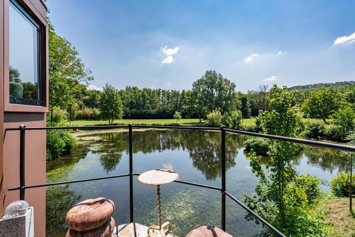 Villa sur Pilotis : Un Lieu Naturel et Immersif à 30 Minutes de Paris