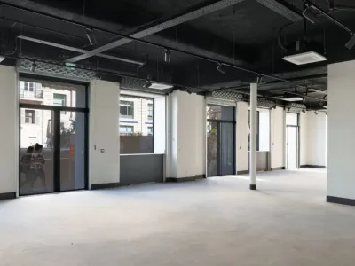 Espace Événementiel Privilégié à l'Entrée du Vieux-Port de Marseille