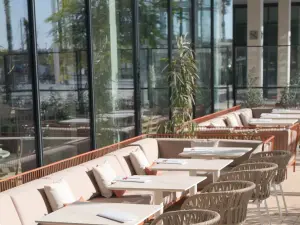 Contemporary Restaurant at Port Olímpic Barcelona