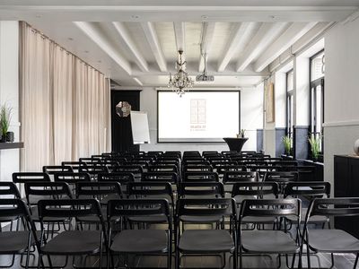 Lieu Privé Lumineux pour Ateliers & Réunions à Lyon