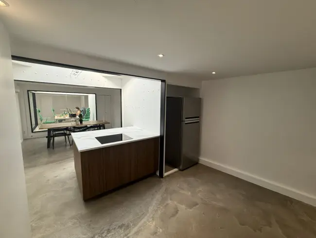 Professional Kitchen Studio for Food Content Creation in Boulogne-Billancourt