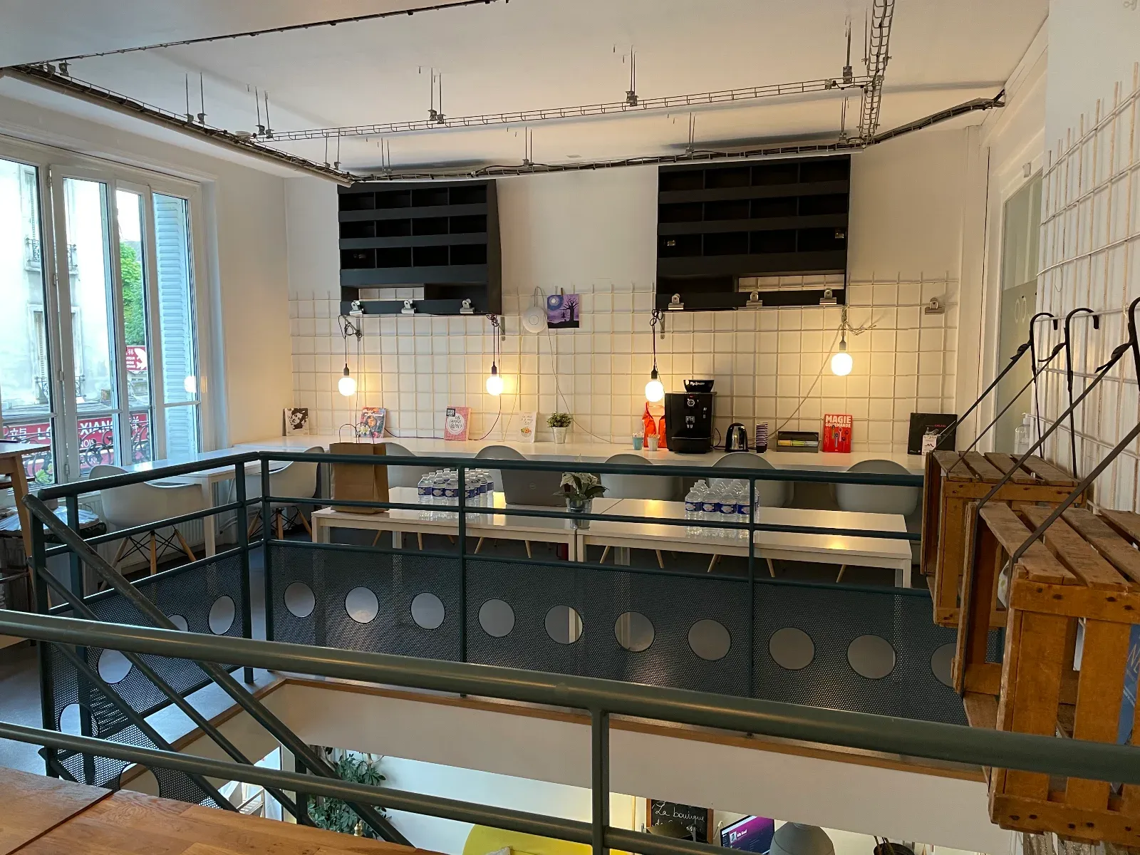 Espace Mezzanine Lumineux pour Événements à Paris