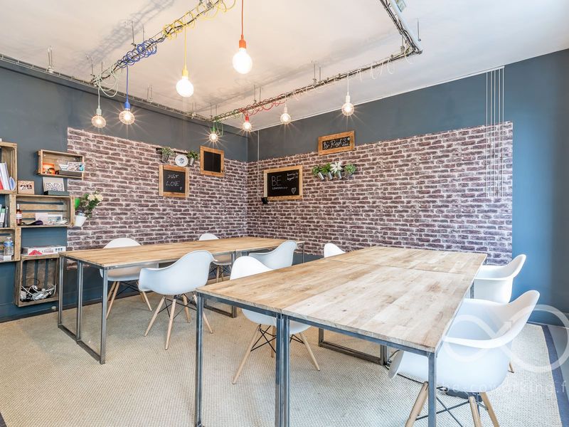 Luminous Mezzanine Event Space in Paris