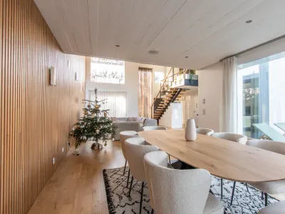 Architectural Loft with Double-Height Ceilings in Saint-Maur-des-Fossés