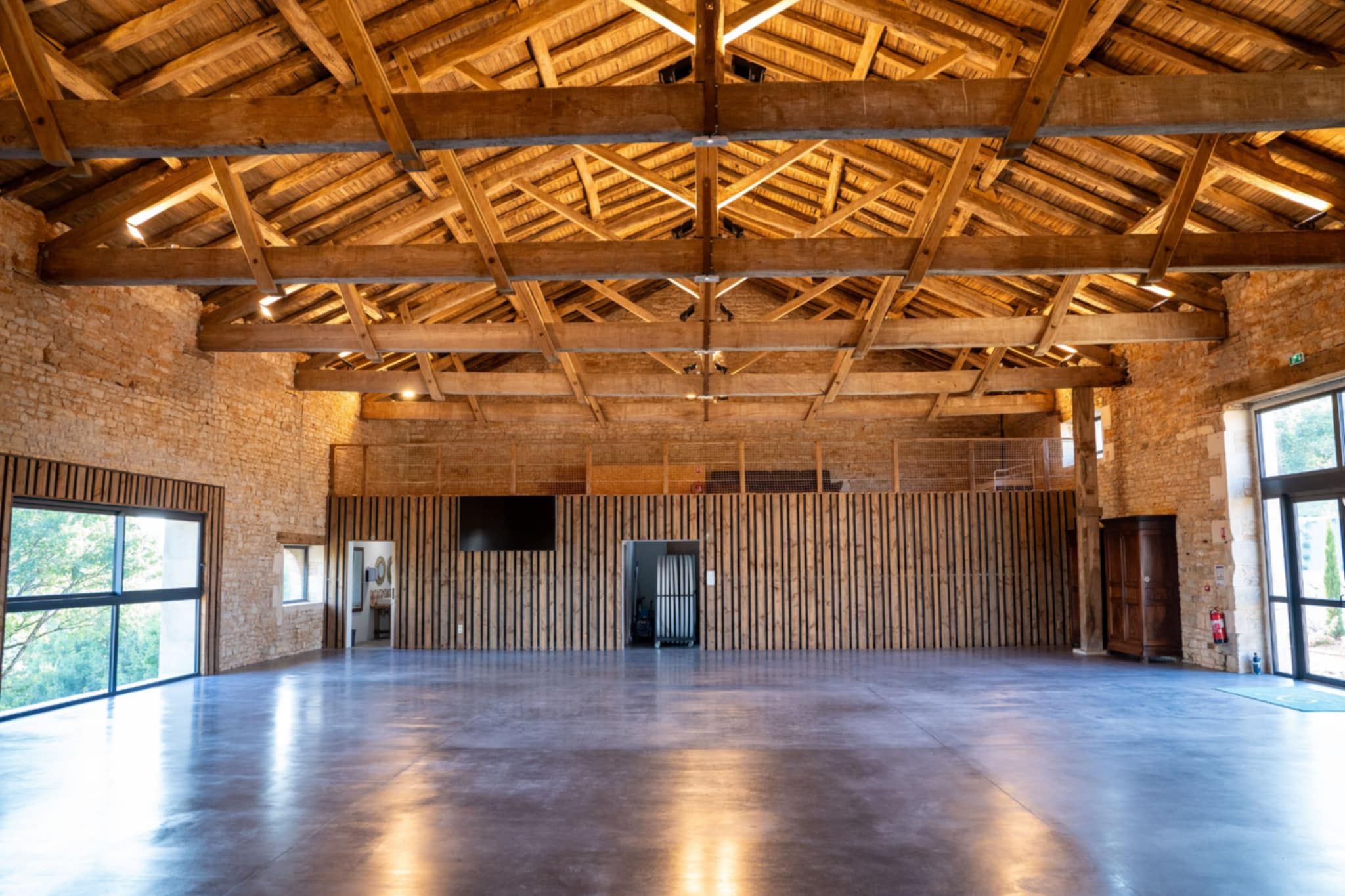 Domaine en Charente : Salle de Réception pour Séminaires et Événements