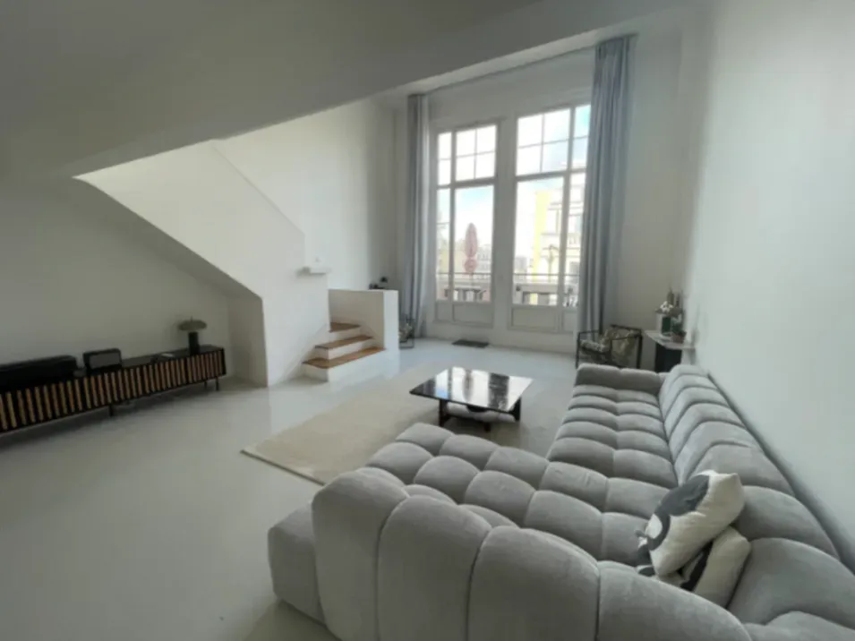 Art Deco Loft in Paris: Bright & Quiet Venue for Events