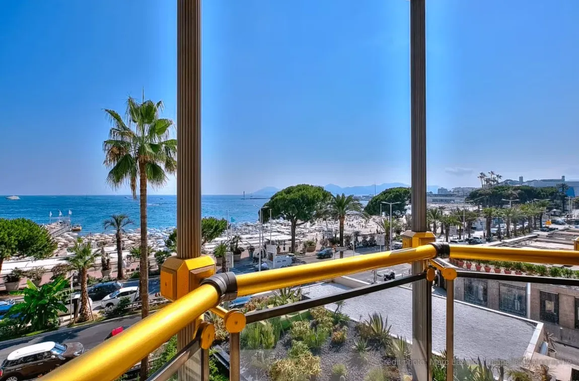 Relais De La Reine Apartment Cannes | Luxury 3-Bedroom Venue