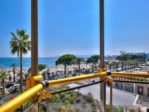 Relais De La Reine Apartment Cannes | Luxury 3-Bedroom Venue