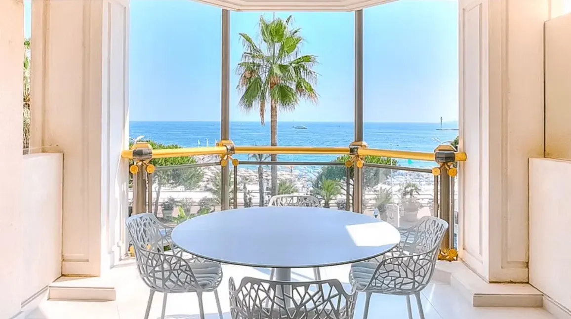 Relais De La Reine Apartment Cannes | Luxury 3-Bedroom Venue