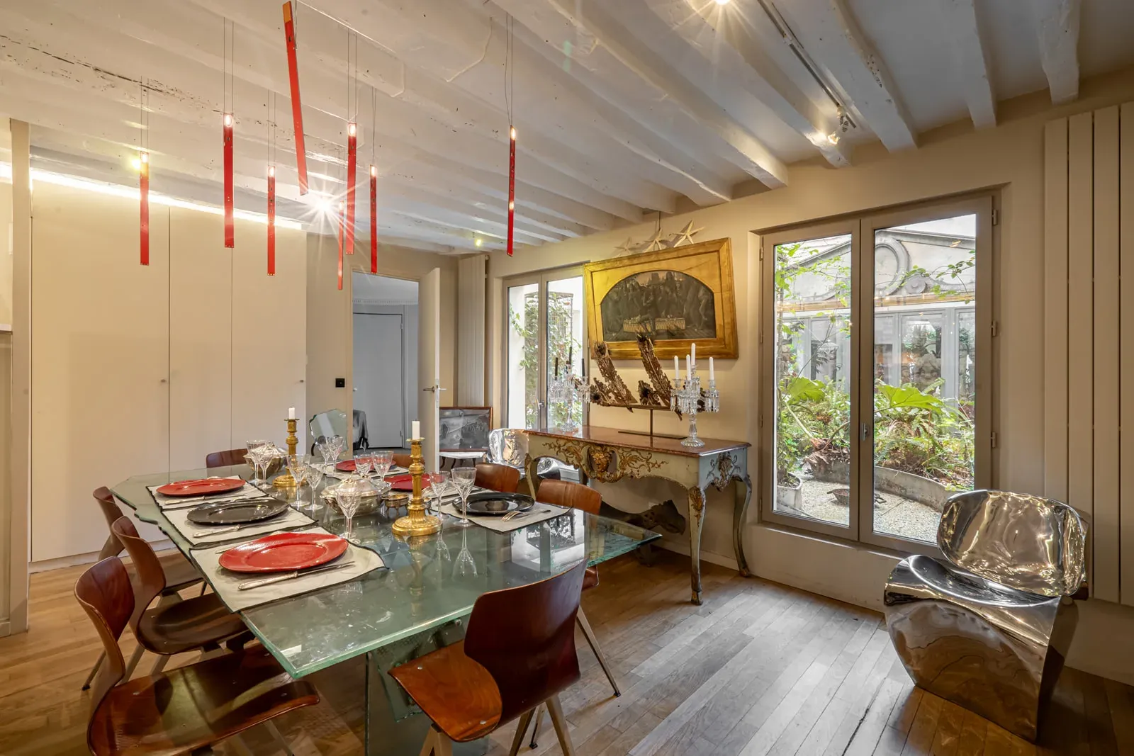Contemporary Flat in the Heart of Rue de Seine | Unique Event Venue Paris