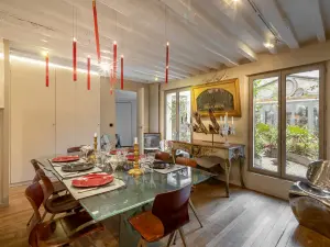 Contemporary Flat in the Heart of Rue de Seine | Unique Event Venue Paris