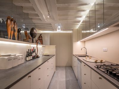 Appartement Contemporain au Cœur de la Rue de Seine | Lieu d'Événement Unique Paris