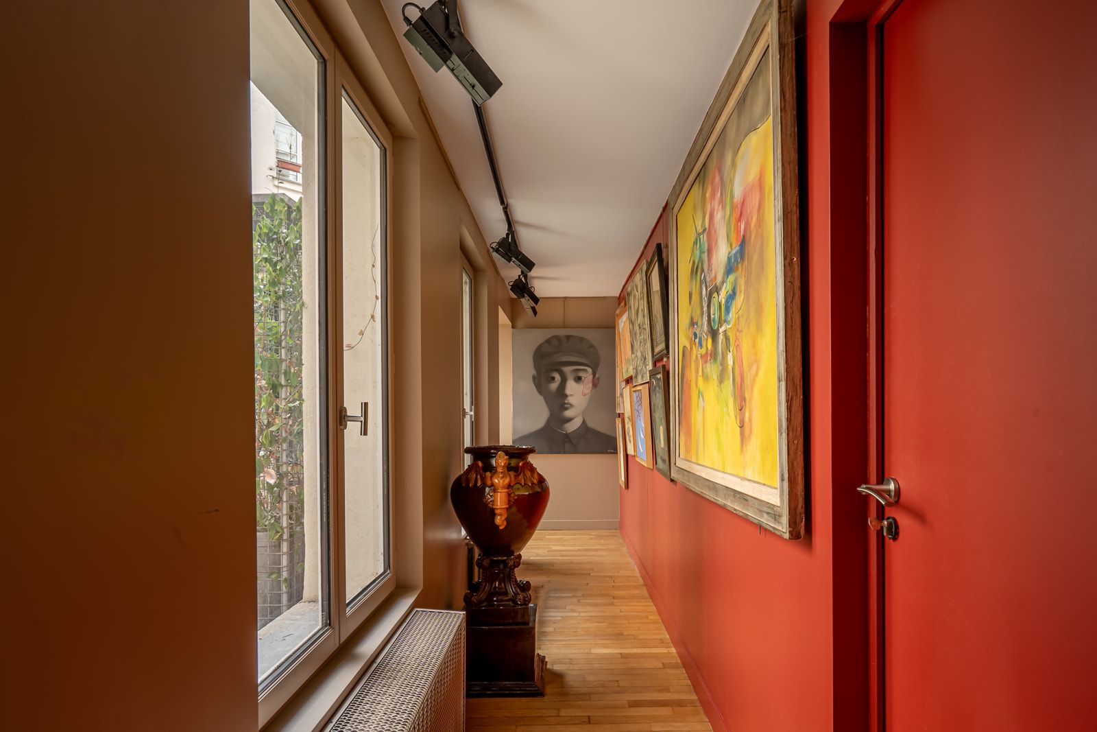 Contemporary Flat in the Heart of Rue de Seine | Unique Event Venue Paris