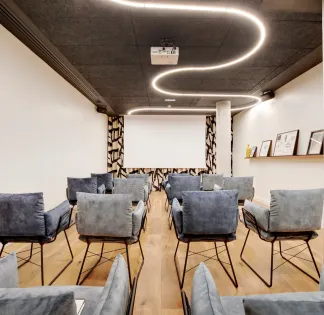 45 m² Meeting Room in Paris | Versatile Event Space