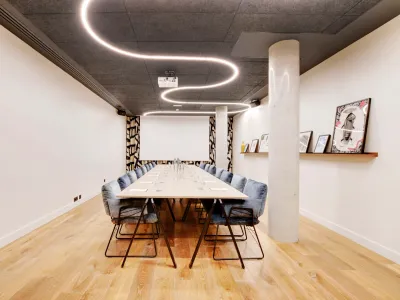 45 m² Meeting Room in Paris | Versatile Event Space