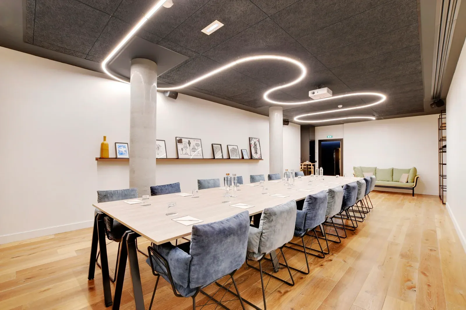 45 m² Meeting Room in Paris | Versatile Event Space
