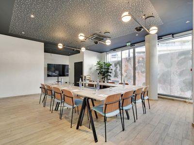 45 m2 Meeting Room in Paris with Parquet Flooring & City View