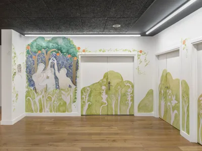 Versatile Paris Workshops & Drawing Hall for Events