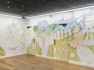 Versatile Paris Workshops & Drawing Hall for Events